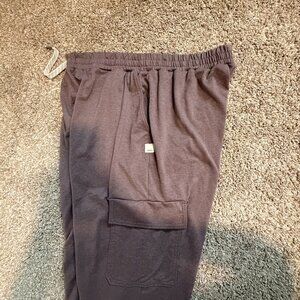 Vuori Boyfriend Cargo Joggers